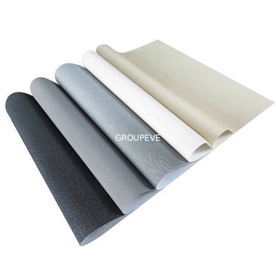 Un bon prix. Tissu aveugle extérieur de protection solaire de PVC de tissu de stores de rouleau de polyester de preuve UV pour le jardin en ligne