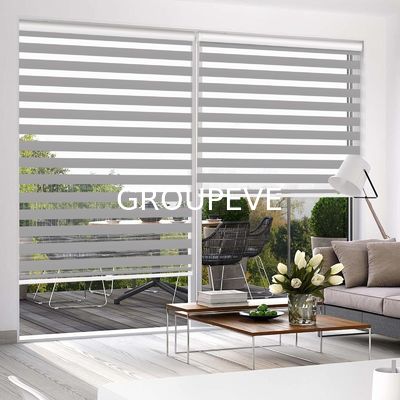 Tissu de stores zébrés coréens de luxe avec transparence de 50 mm et motif répété, solidité des couleurs de grade 7-8 et 0% de substances dangereuses