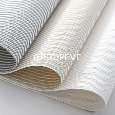 Un bon prix. Usine 71% PVC 29% Polyester Tissu de protection solaire pour stores enrouleurs en ligne